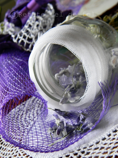 Violete cristalizate