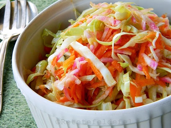 Salata de varza cu morcovi si sfecla rosie