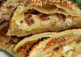 Brie in foietaj cu nuci si miere