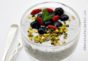budinca de chia cu lapte de cocos
