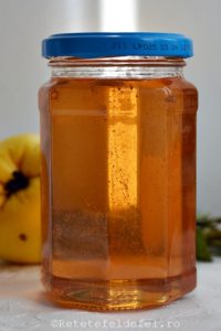 peltea de gutui
