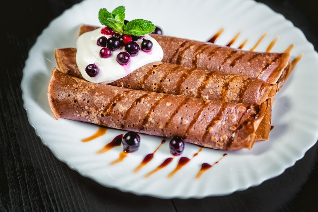 Trei clătite Tiramisu