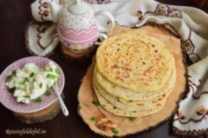Paratha - Lipie indiană cu unt