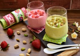 Creme aperitiv cu avocado și căpșuni