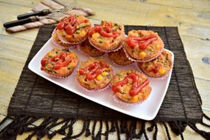 Brioșe cu ton și legume mexicane