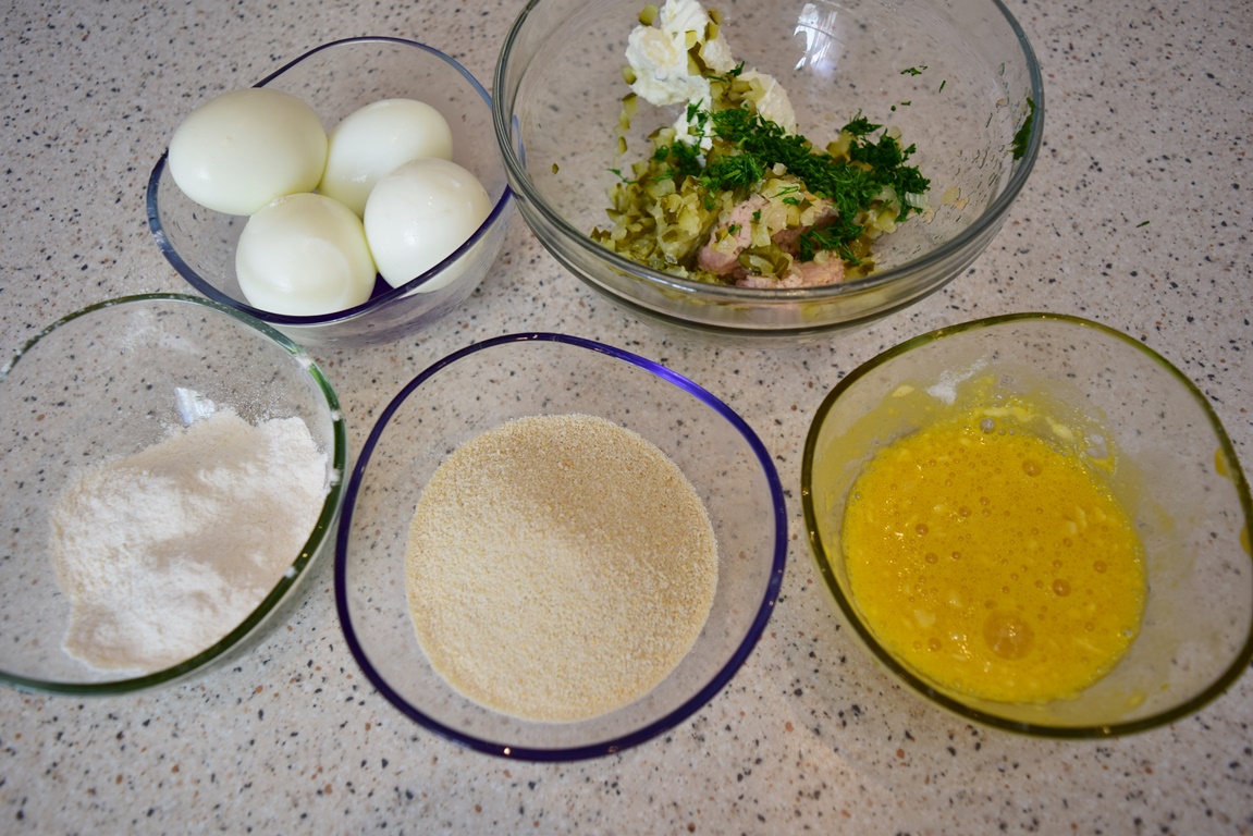 Ingrediente pentru preparat ouă pane