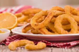 Inele de ceapă pane sau onion rings