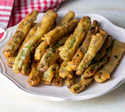 Păstăi de fasole pane. O gustare delicioasă