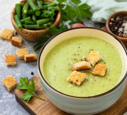 Supă cremă de fasole verde