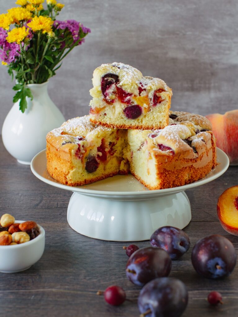 Pandișpan cu fructe porționat