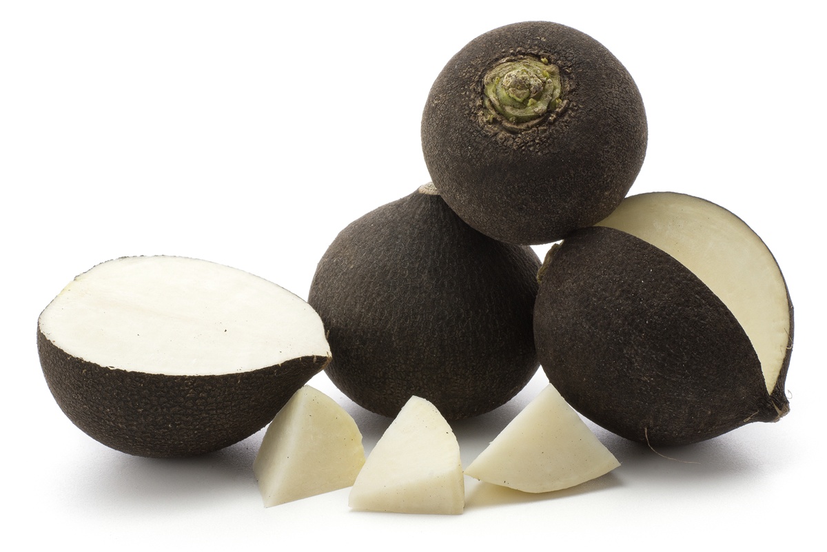 Beneficiile consumului de ridichii negre