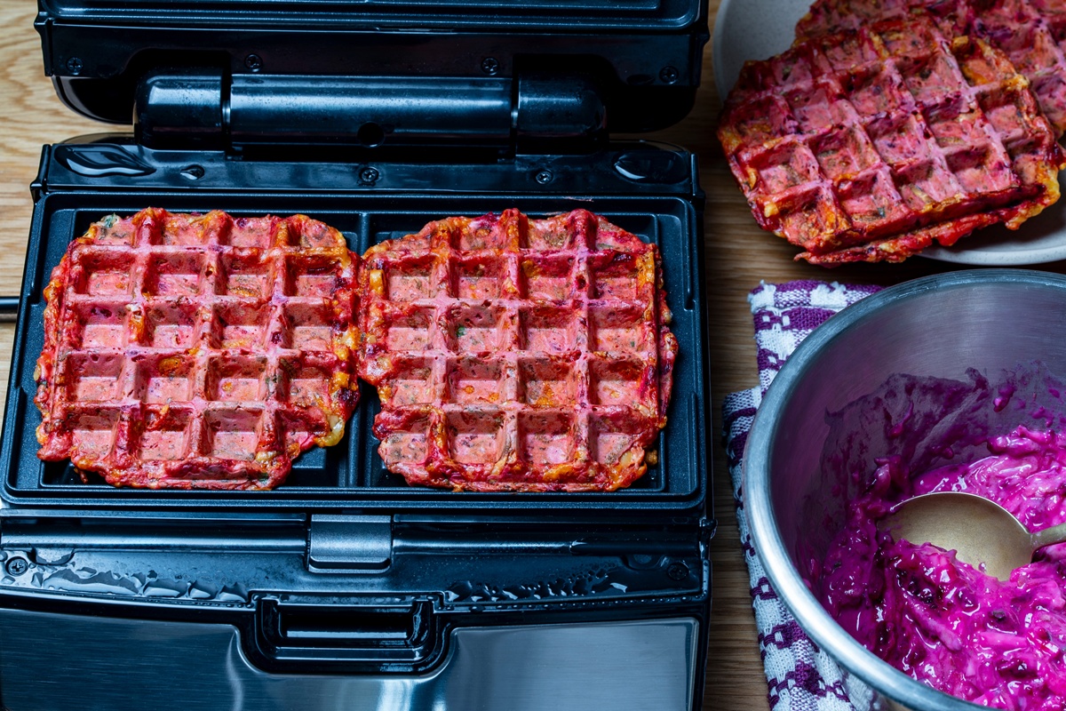 Vafe din sfeclă în forma de copt