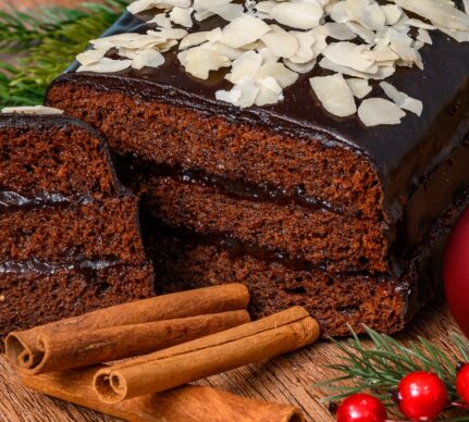 Chec de turtă dulce cu ciocolată