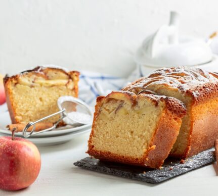 Chec cu mere și scorțișoară porționat