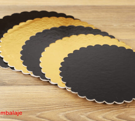 (P) Disc pentru tort sau platformă amp;#8211; de ce contează în prezentarea torturilor?