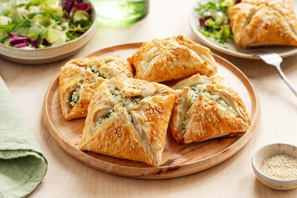 Pateuri cu brânză și spanac