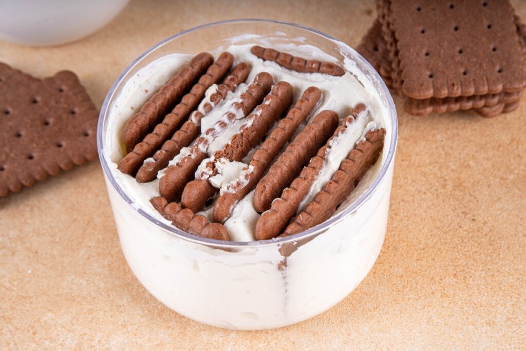 Cheesecake japonez în bol de sticlă