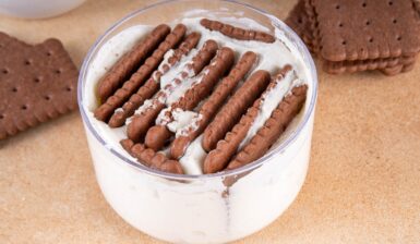 Cheesecake japonez în bol de sticlă