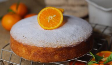 Prăjitură umedă cu portocale, de post