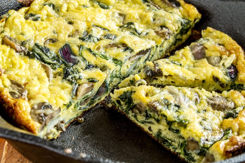 Frittata cu spanac și ciuperci