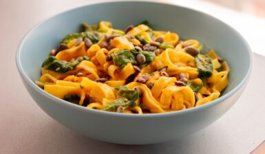 Tagliatelle cu dovleac și spanac